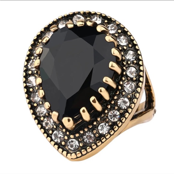 ANTIQUE GOLD BOHO BLACK CRYSTAL RING - Picture 6 of 6